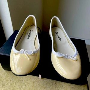 Repetto Flat shoes
